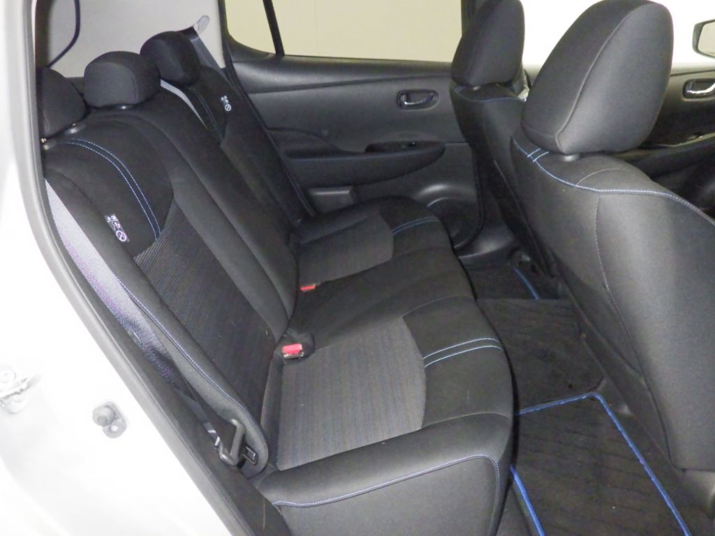 2018 Nissan Leaf G auction photo 7