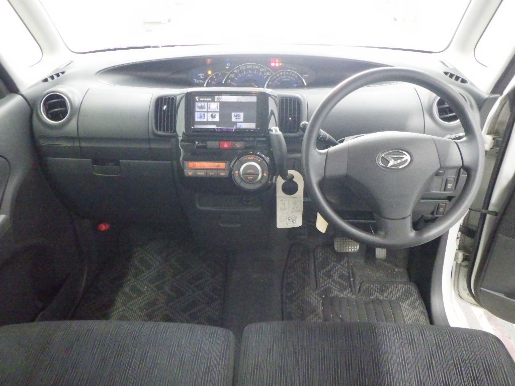 2013 Daihatsu Tanto G Special auction photo 3