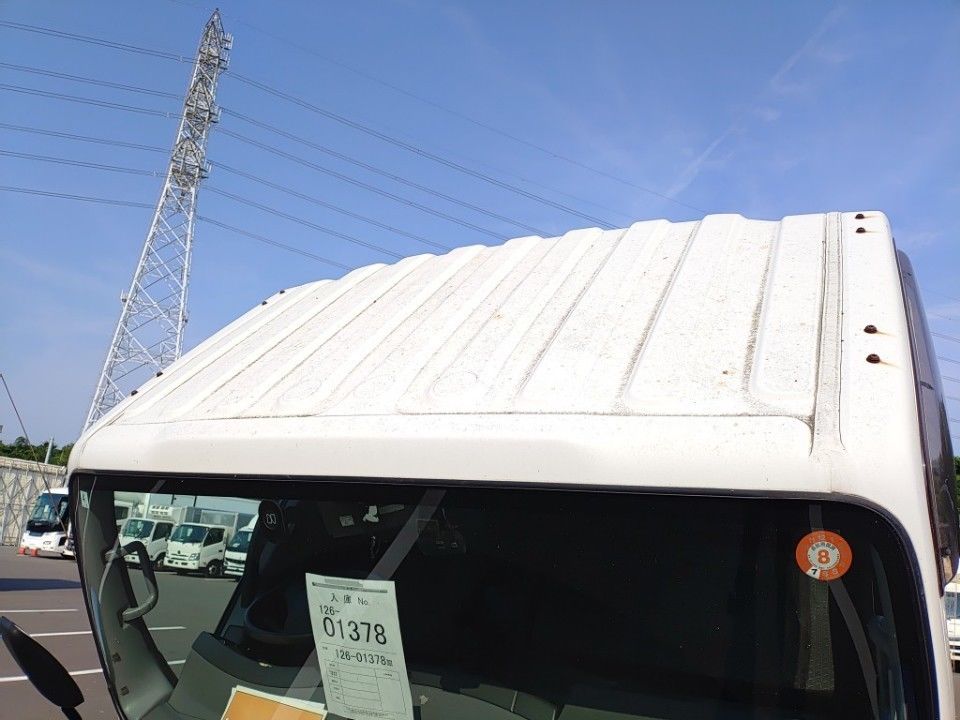 2017 Isuzu Elf auction photo 7