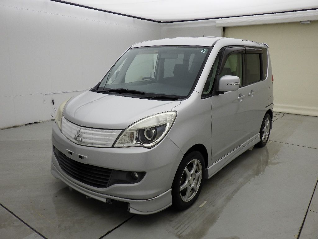 2011 Mitsubishi デリカD:2 4WD S auction photo 4