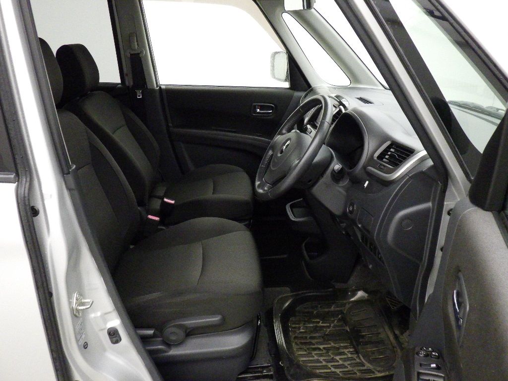 2011 Mitsubishi デリカD:2 4WD S auction photo 6