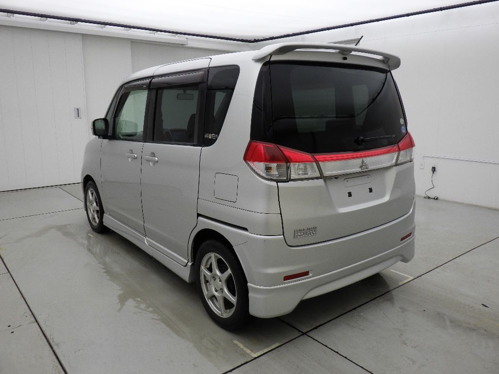 2011 Mitsubishi デリカD:2 4WD S auction photo 5