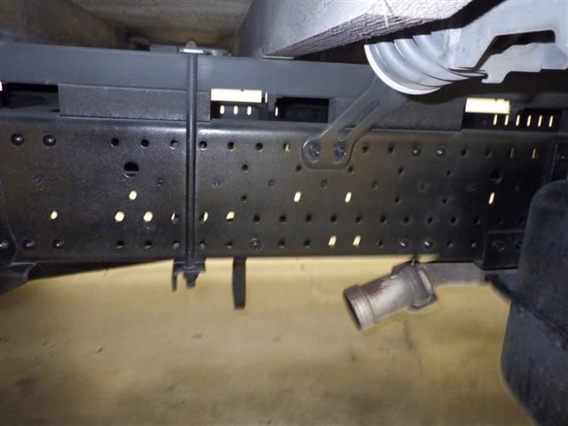 2013 Isuzu Elf 平ボディ auction photo 4