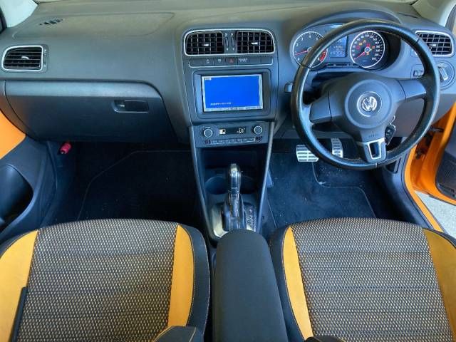 2013 Volkswagen フォルクスワーゲン ポロ クロスポロ auction photo 2