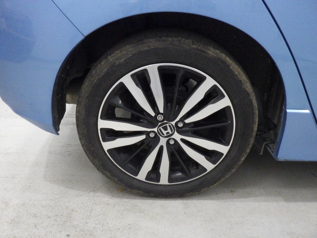 2017 Honda Fit ハイブリッドSホンダセンシング auction photo 9