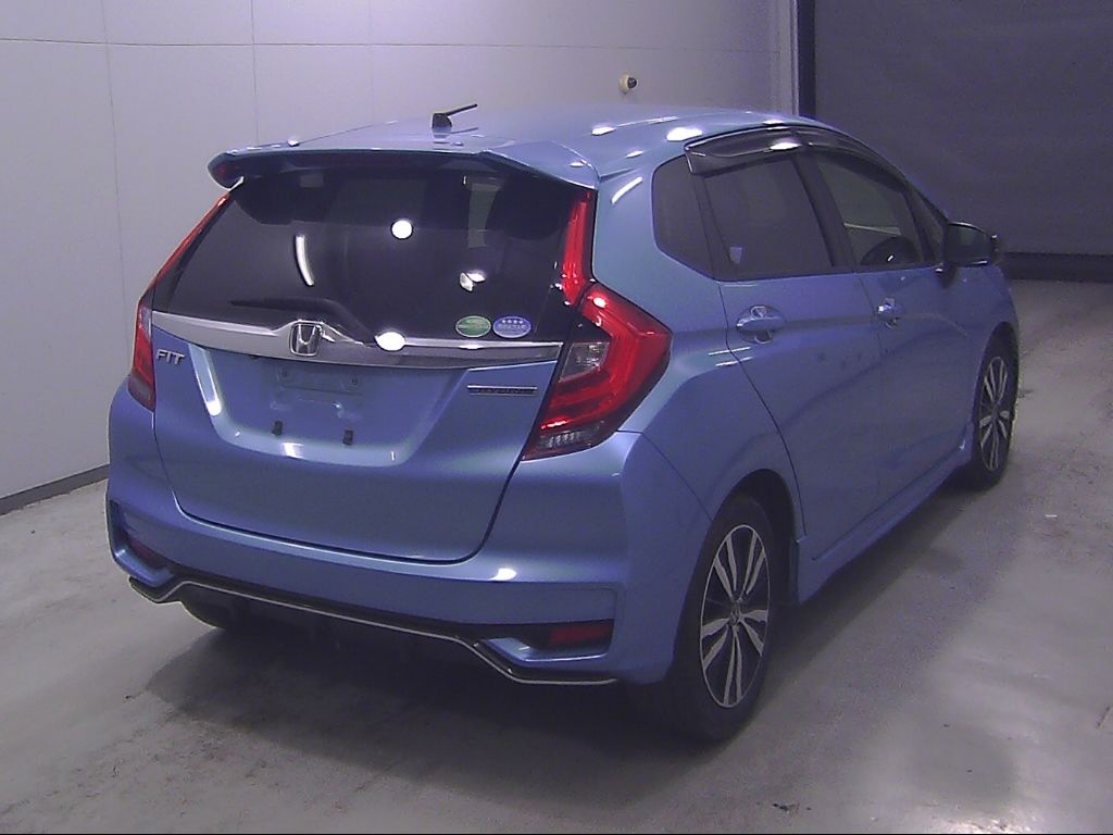 2017 Honda Fit ハイブリッドSホンダセンシング auction photo 2
