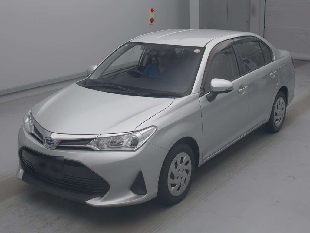 Japan Auction Vehicles 4 2021 Toyota Corolla Axio ハイブリッド EX auction photo