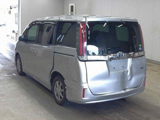 2020 Toyota Noah HV X auction photo 2