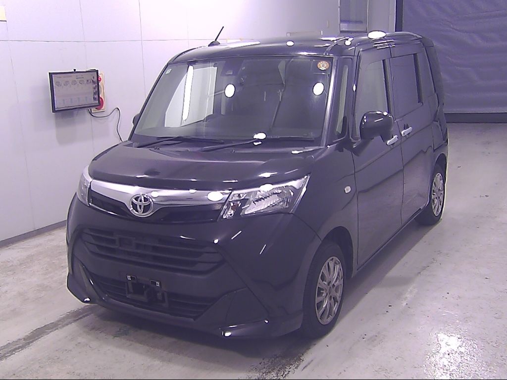 2018 Toyota Tank XS auction photo 4