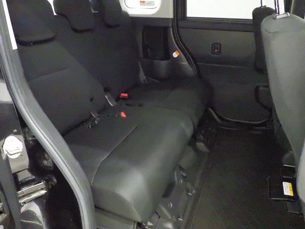2018 Toyota Tank XS auction photo 7