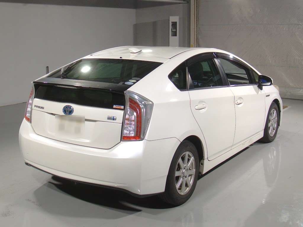 2014 Toyota Prius Sツーリングセレクション auction photo 2