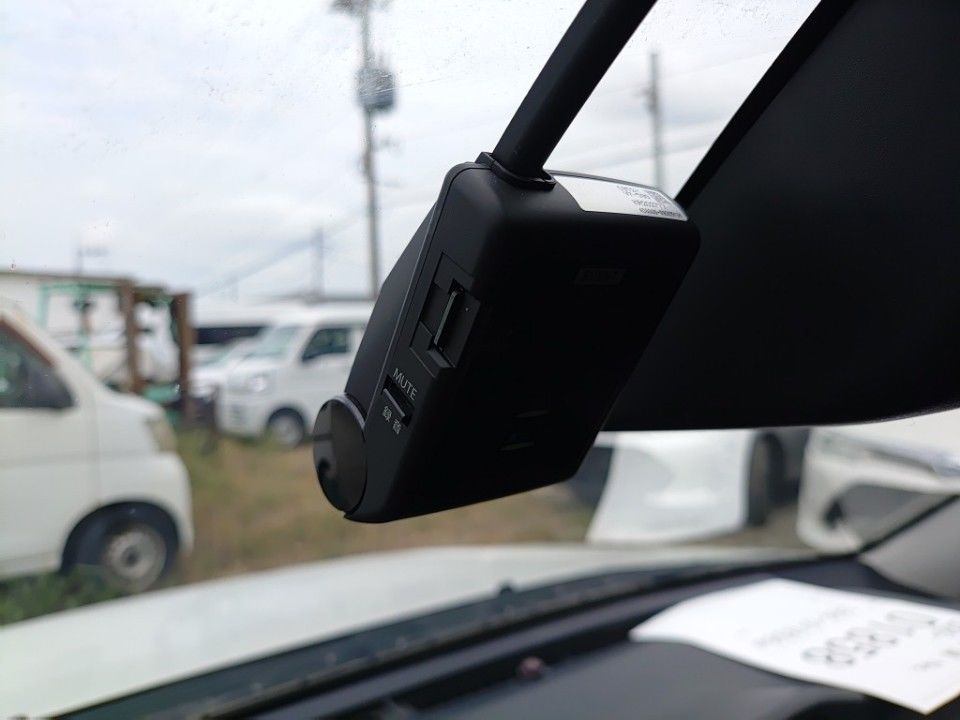 2019 Mazda ファミリア auction photo 17