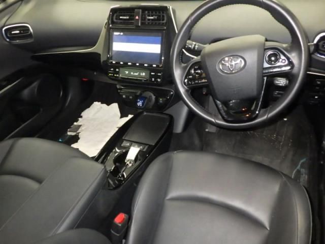 2021 Toyota Prius Aツーリングセレクション auction photo 3