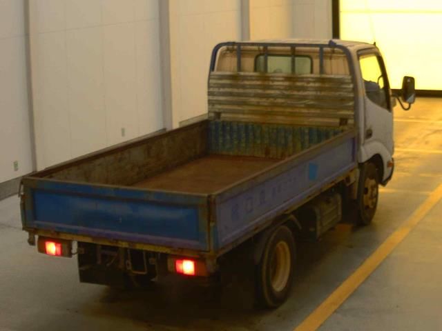2012 Toyota Dyna Flatbed auction photo 2