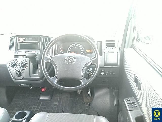 2014 Toyota タウンエース バン 5D 4WD GL 0.7トン auction photo 5