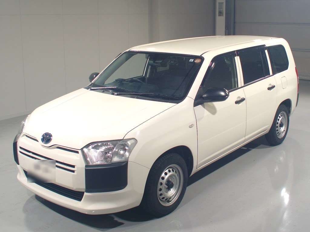 Japan Auction Vehicles 4 2022 Toyota Probox ハイブリッドGX auction photo