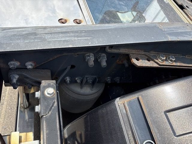 2020 Hino Profia tractor auction photo 14