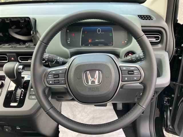 2026 Honda Freed eHEV Crosstar auction photo 3