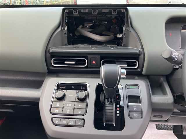 2026 Honda Freed eHEV Crosstar auction photo 6