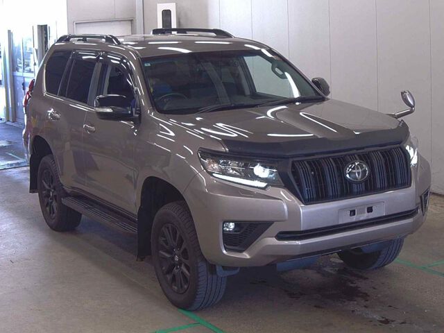 Japan Auction Vehicles 8 2023 Toyota Land Cruiser Prado TX L-P Matte Bra E 4WD auction photo