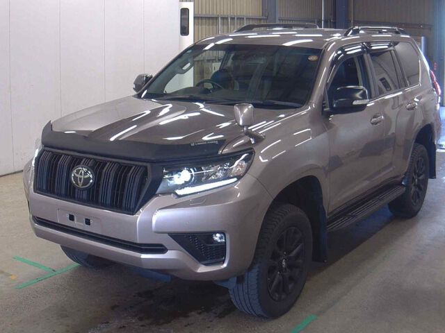2023 Toyota Land Cruiser Prado TX L-P Matte Bra E 4WD auction photo 4