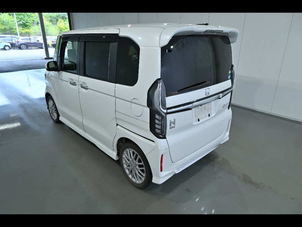 2021 Honda N-BOX カスタムLターボ auction photo 5