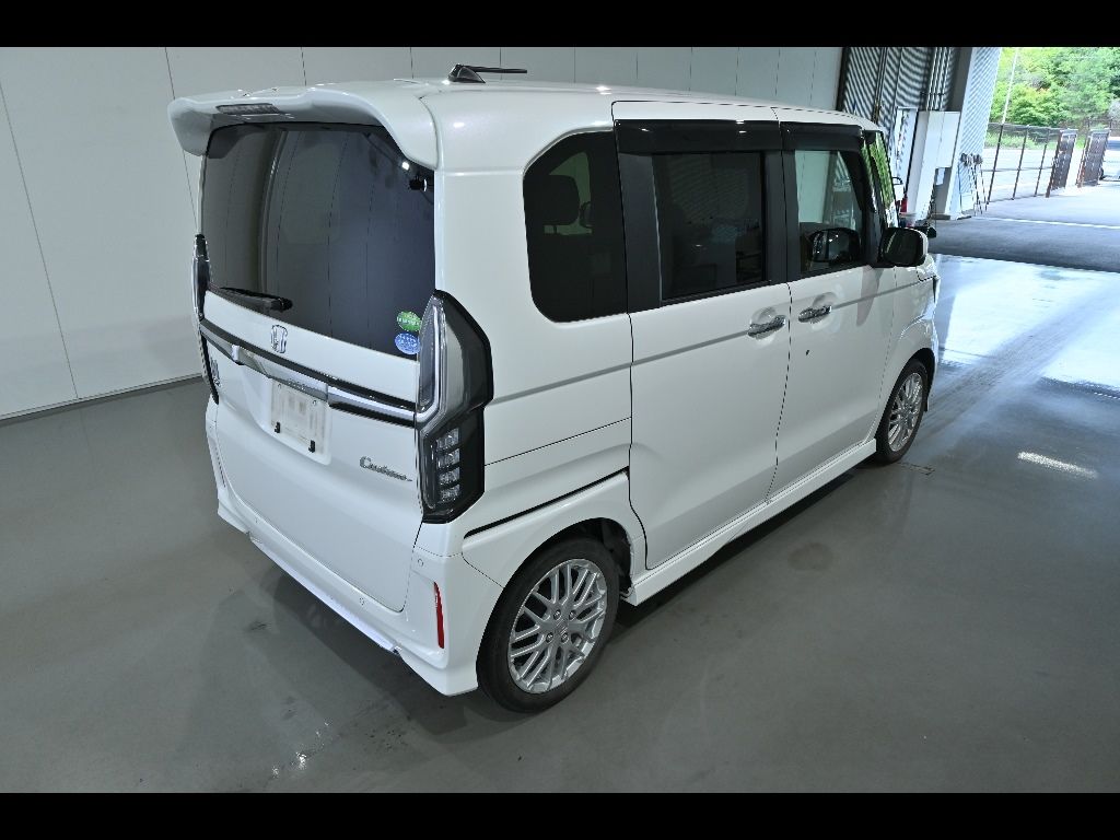 2021 Honda N-BOX カスタムLターボ auction photo 2