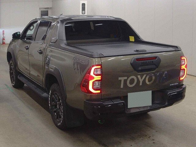 2024 Toyota Hilux Z Revolocco Edition 4WD auction photo 2