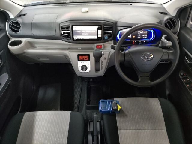 2018 Daihatsu Mira e:S G SA III 4WD auction photo 3