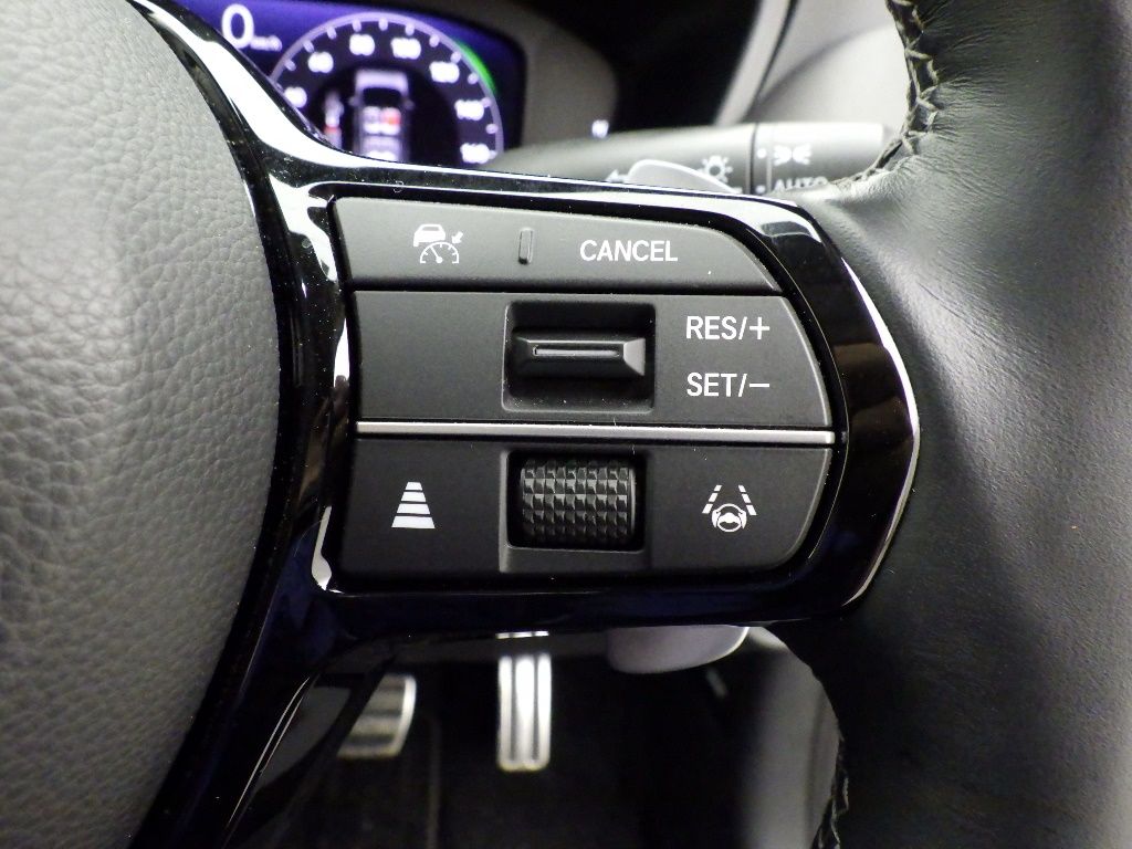 2023 Honda ZR-V e:HEV Z auction photo 9