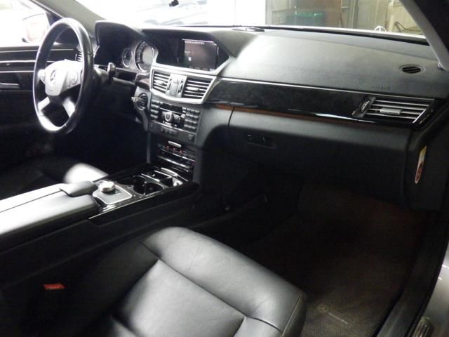 2009 Mercedes-Benz E 350 AV auction photo 2