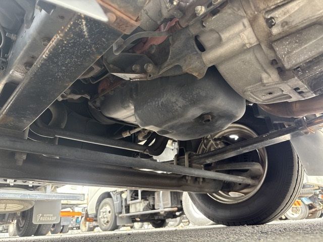 2010 Toyota Dyna アルミウイング auction photo 11