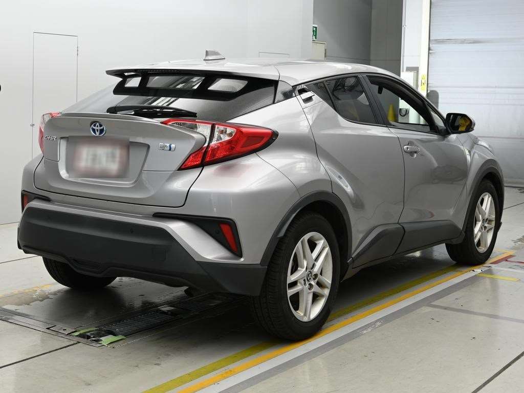 2021 Toyota C-HR S auction photo 2
