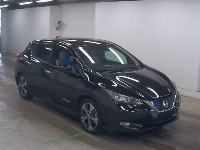 Japan Auction Vehicles 8 2018 Nissan Leaf G auction photo