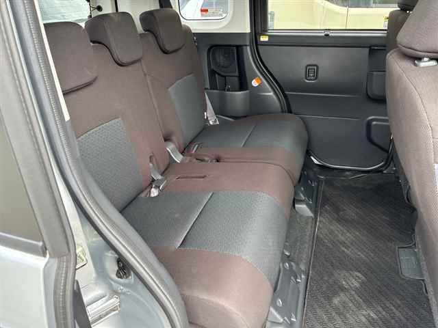 2022 Toyota Roomy G auction photo 7