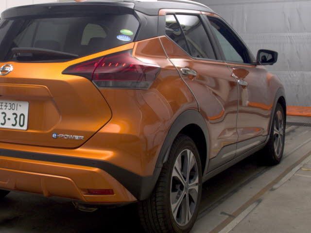 2022 Nissan Kicks X auction photo 5