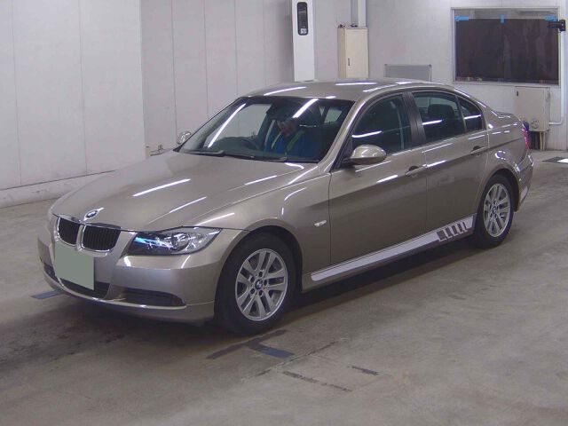 2009 BMW 3 Series 320I auction photo 4