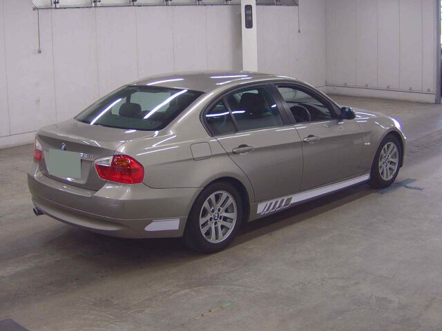 2009 BMW 3 Series 320I auction photo 5