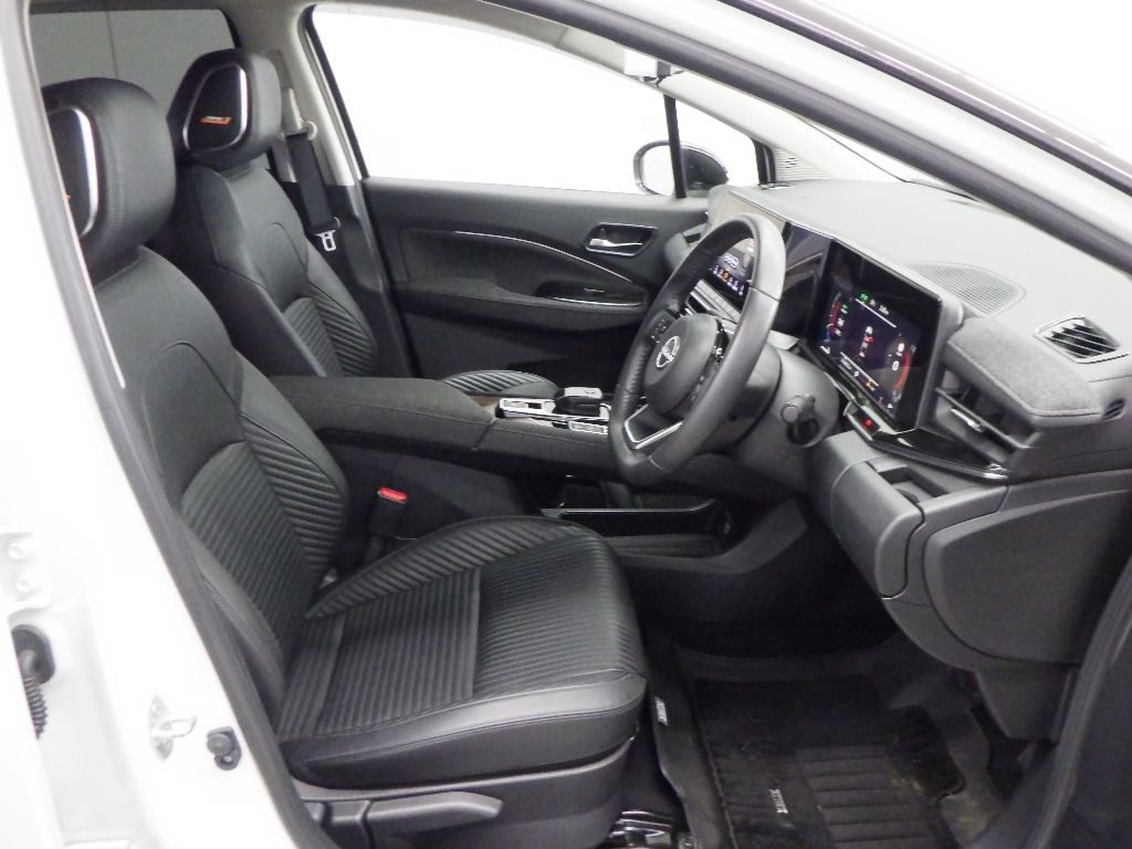 2022 Nissan Note Aura Gレザーエディション auction photo 6