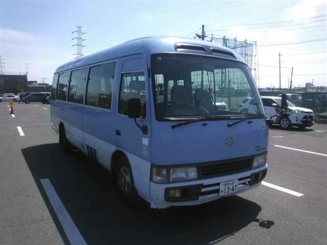 Japan Auction Vehicles 11 2002 Hino リエッセ2 auction photo