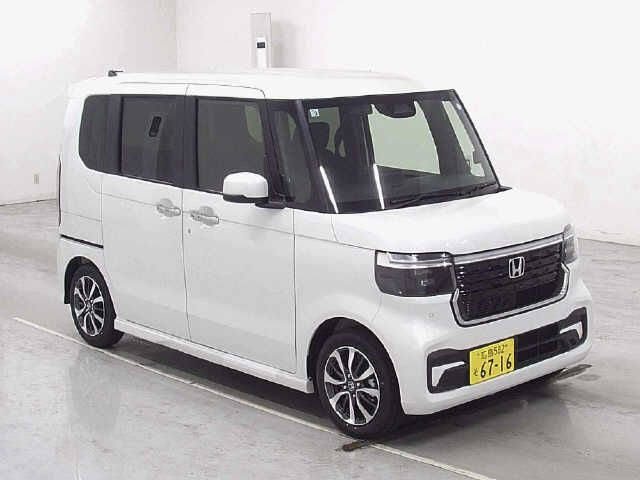 2026 Honda N-BOX Base grade Japan auction vehicle