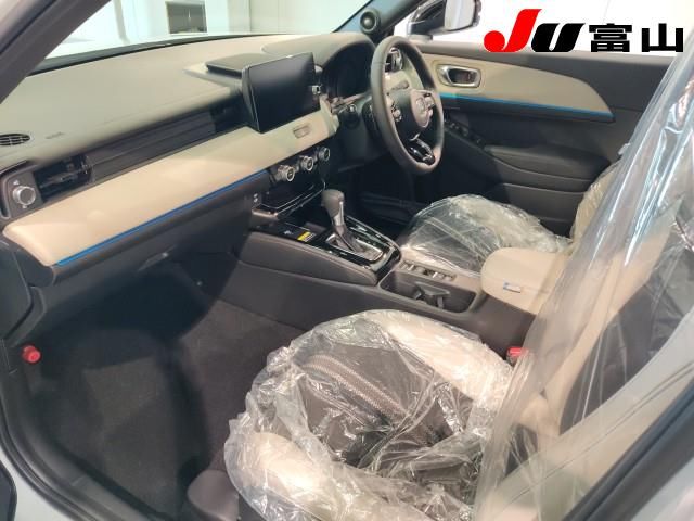 2026 Honda Vezel e:HEV Z Play Package auction photo 3
