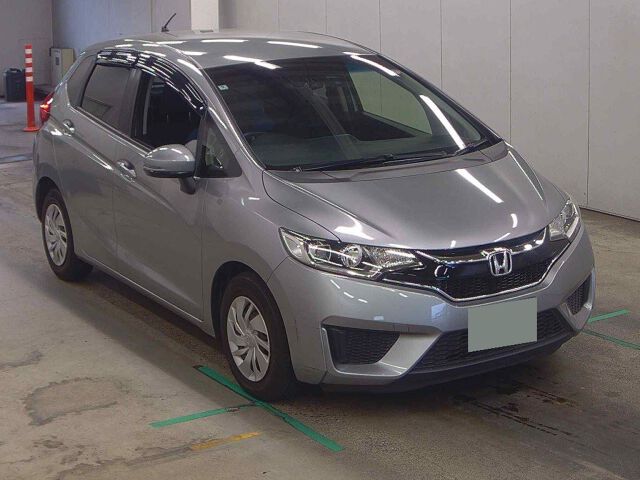 2016 Honda Fit 13G・L-PファイED Japan auction vehicle