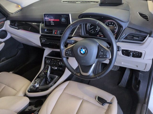 2021 BMW 2 Series アクティブツアラーラグ auction photo 3