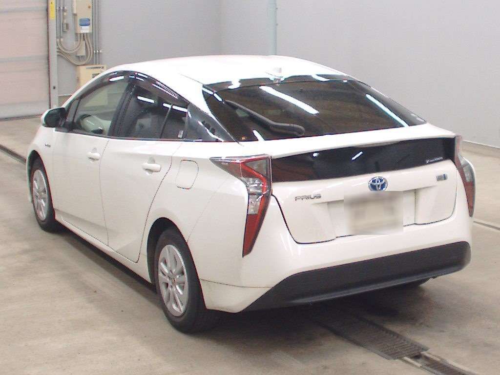 2016 Toyota Prius S auction photo 6