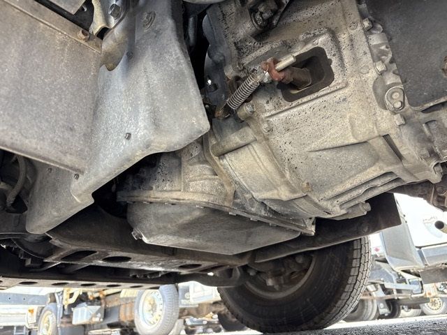 2007 Isuzu Elf ヒラ auction photo 11
