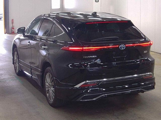 2024 Toyota Harrier Z Leather Package auction photo 2