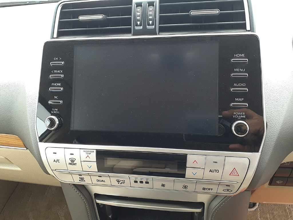 2022 Toyota Land Cruiser Prado TX Lパッケージ 4WD auction photo 12
