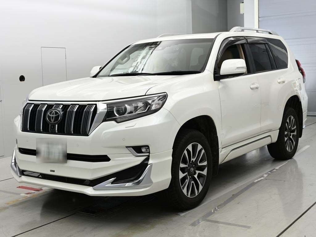 Japan Auction Vehicles 14 2022 Toyota Land Cruiser Prado TX Lパッケージ 4WD auction photo