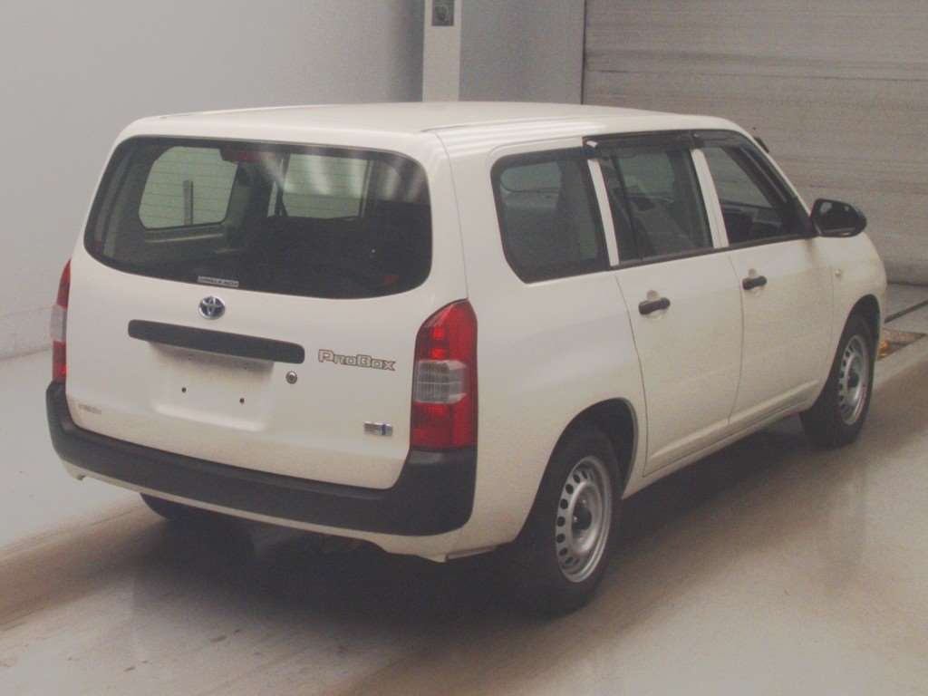 2021 Toyota Probox Hybrid DX Comfort auction photo 2